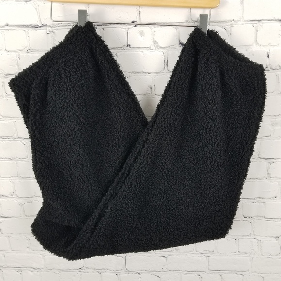 WILD FABLE | cozy soft teddy fuzzy lounge pants - Picture 3 of 6